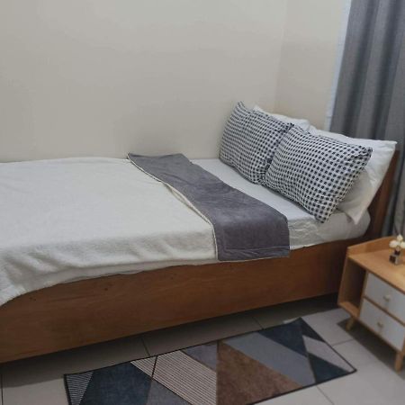 Breeze Residences - 1Br Unit With Balcony -Top Floor Manila Exterior foto